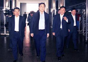 2013年3月19日，時(shí)任淮安市委書記、現(xiàn)任江蘇省政協(xié)副主席姚曉東在時(shí)任市委常委、縣委書記董平的陪同下視察今世緣。