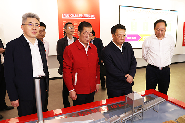 2023年10月17日，江蘇省委常委、政法委書記劉建洋調(diào)研今世緣